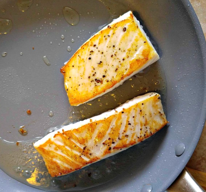 Pan seared halibut in coconut oil