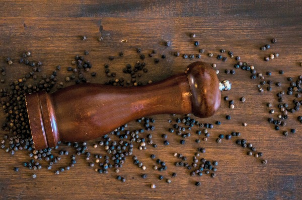 peppercorns and ground pepper repeal ants.
