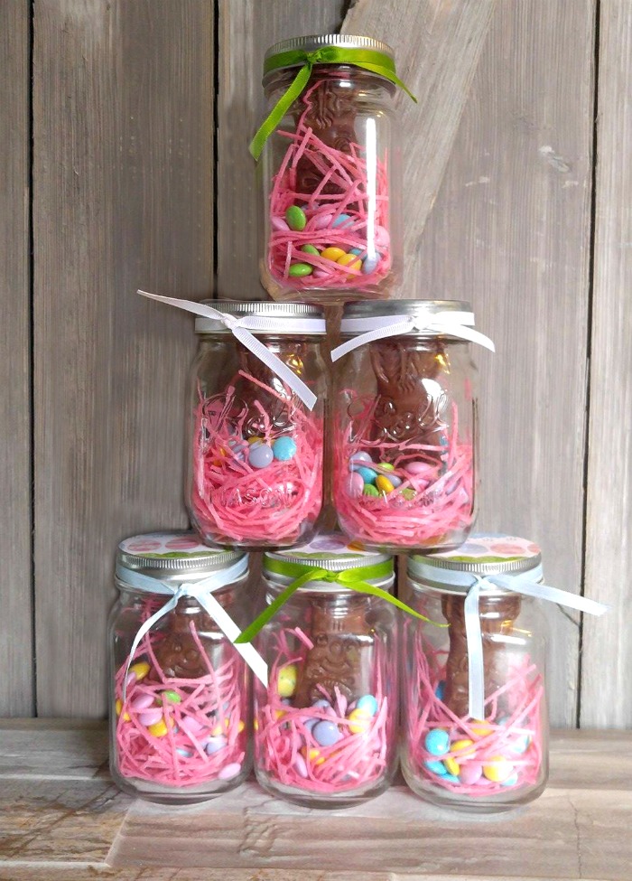 Thesee Mason Jar Easter Bunny Treats are the perfect alternative to an Easter Basket