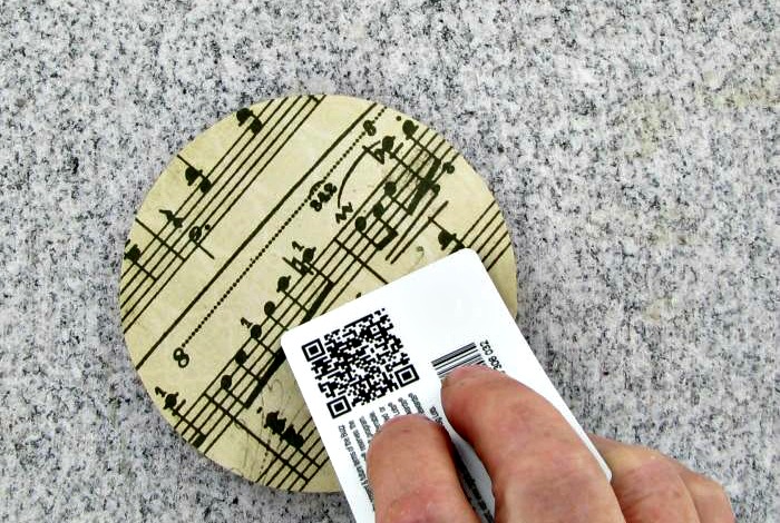 Remove air bubbles with a credit card