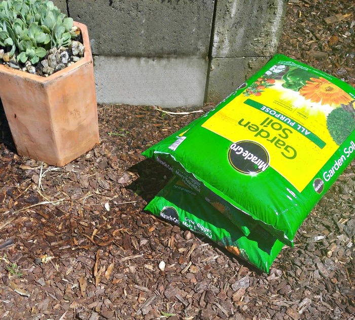 Garden soil bags