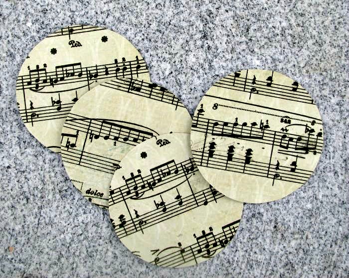Round music sheet shapes