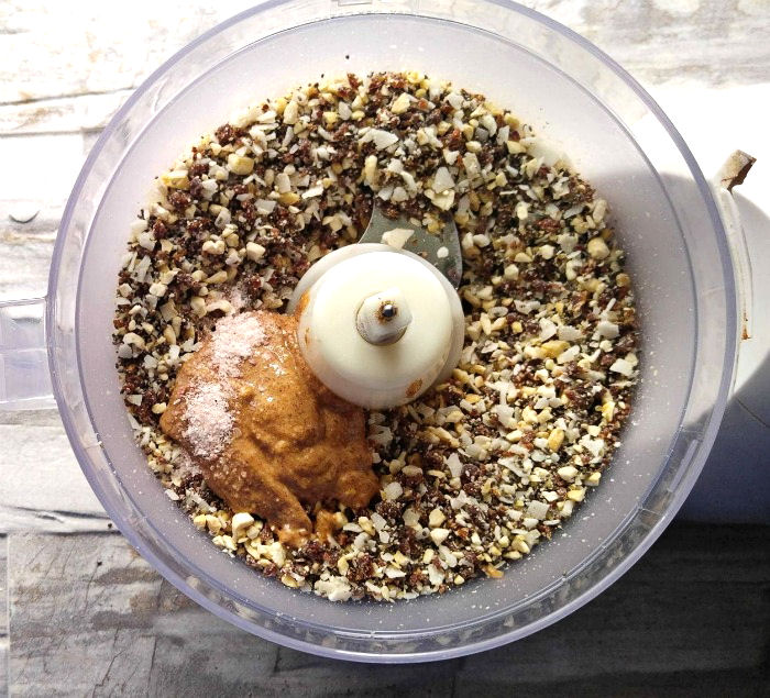 Paleo energy bites mixture