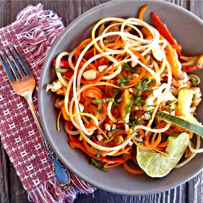 Asian Zuccini Noodle Salad with Spicy Dressing