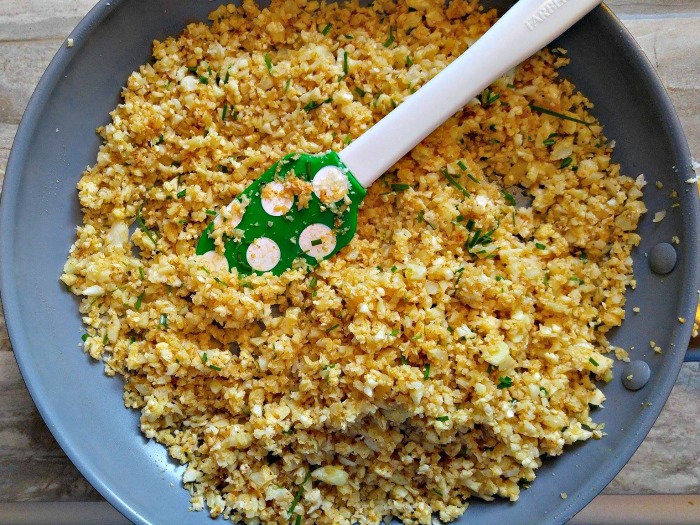 Caulifower rice with chives
