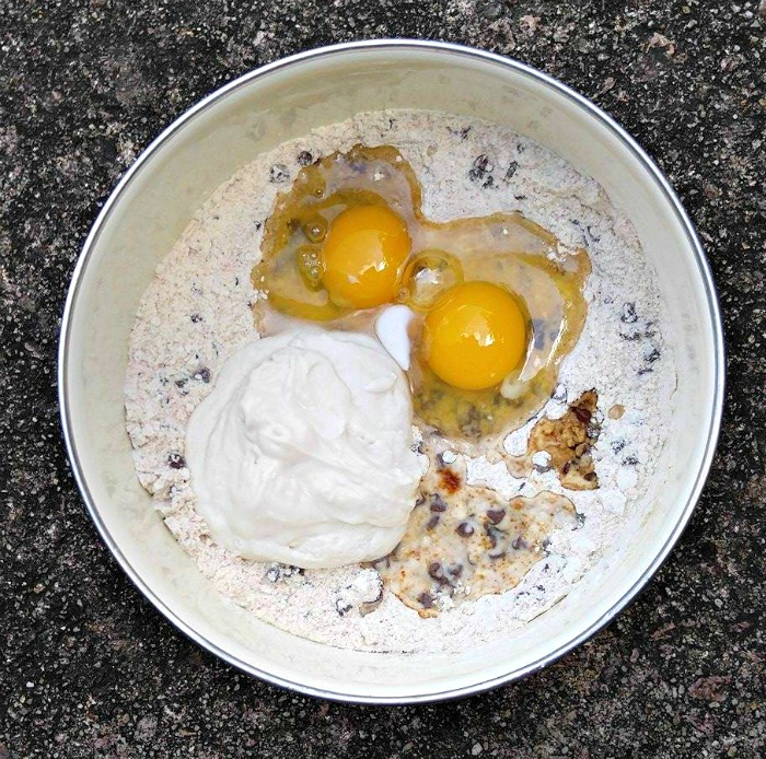 Gluten free flour with eggs, vanilla and coconut cream