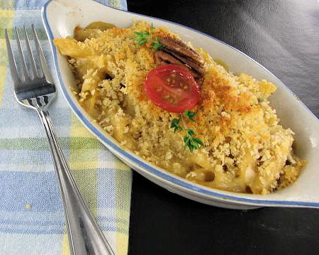 Vegetarian Baked Penne Pasta with Tomatoes and Pecans