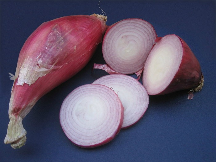 Torpedo Onions