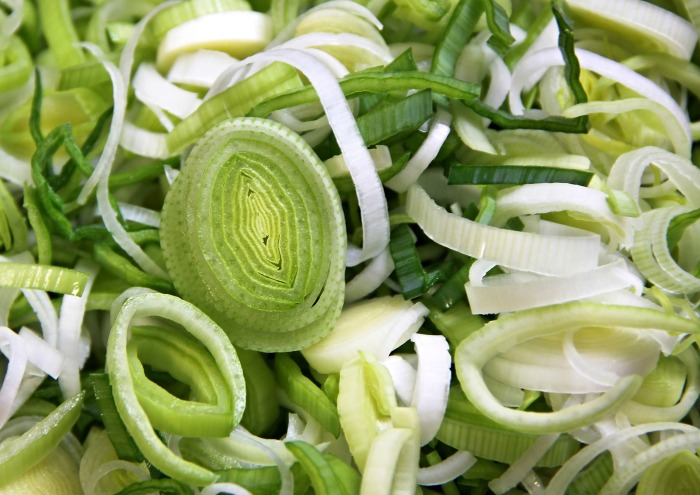 sliced leeks