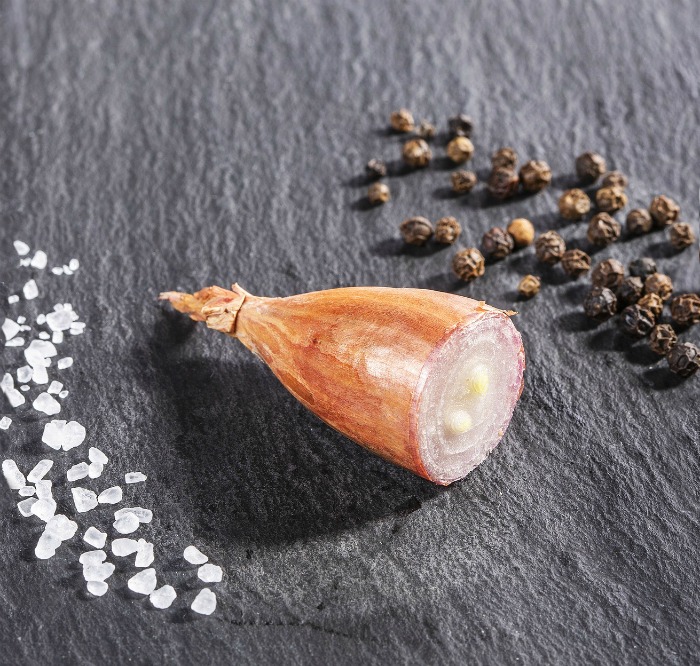 shallot and seasonings