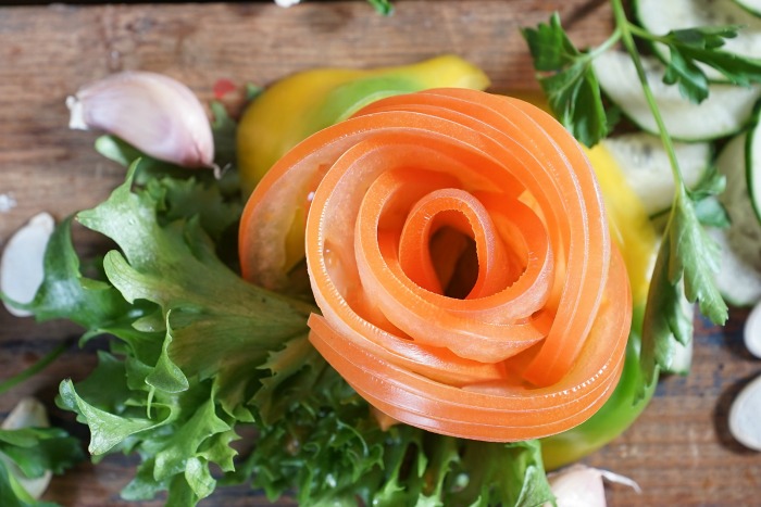Carved tomatoes made into flowers