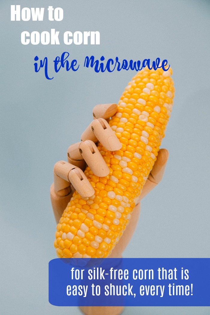 Cooking corn in the microwave