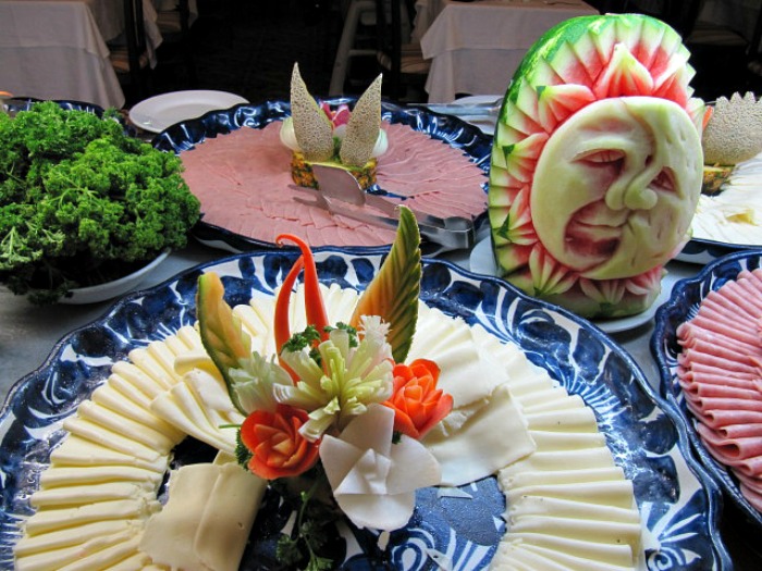 Food art and carvings