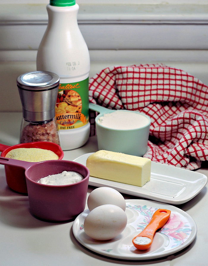 Ingredients for Southern style cornbread