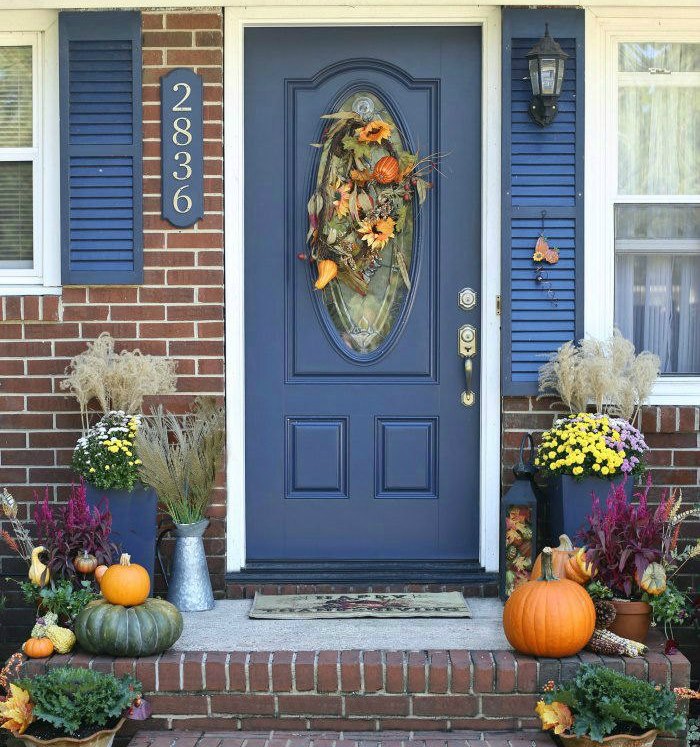 Entry and porch ideas for fall