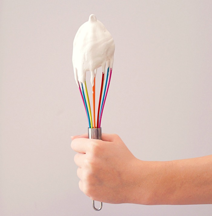 Food Hacks - Whipping cream with a whisk