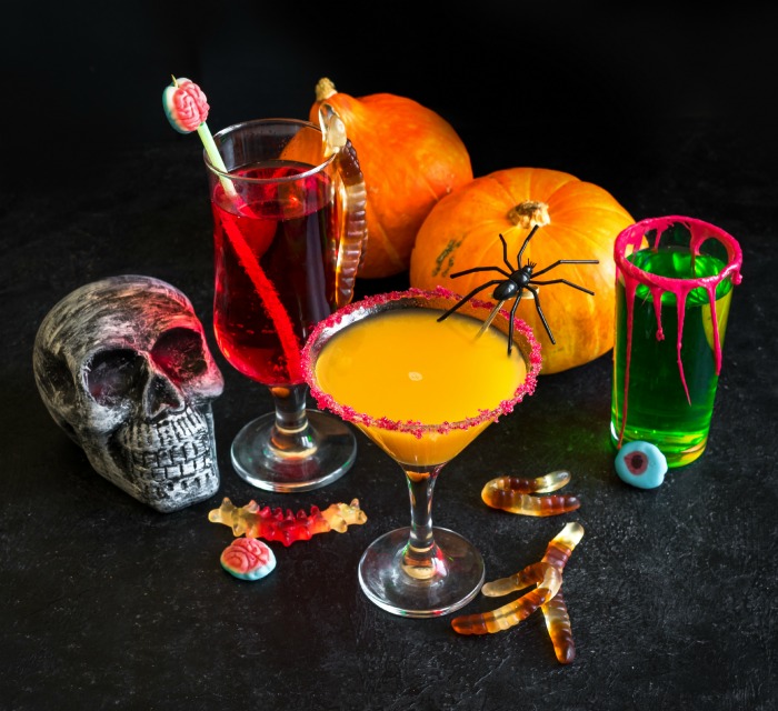 Halloween cocktail garnishes for your drinks table