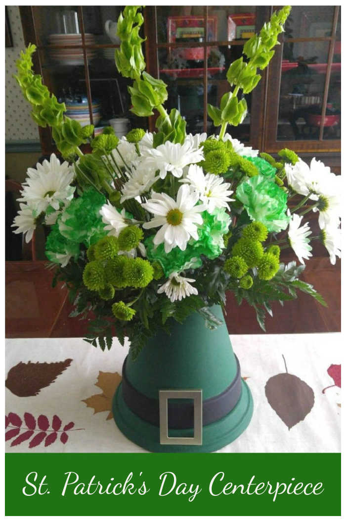 Leprechaun Hat table decoration with words reading St. Patrick's Day Centerpiece.