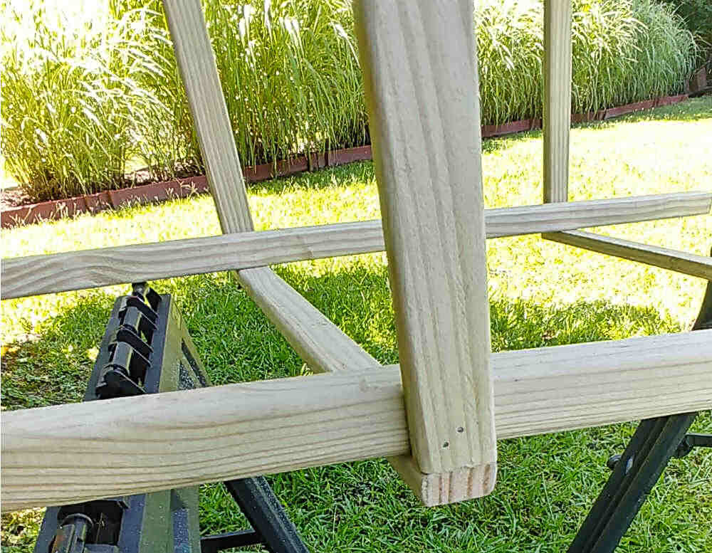 Finished edges of an wooden garden tuteur..